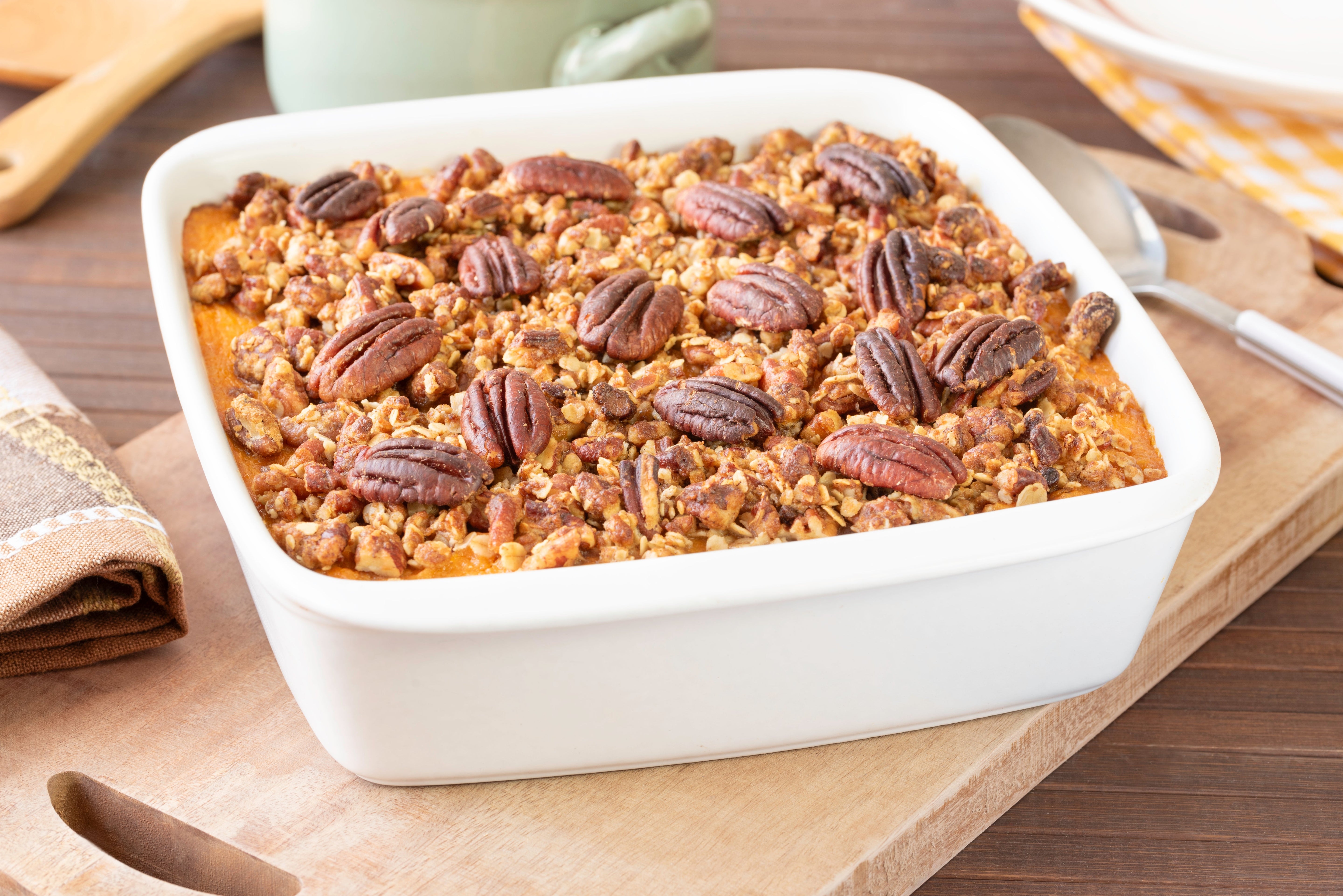 Pecan Pie Cheesecake with Pecan Caramel Sauce
